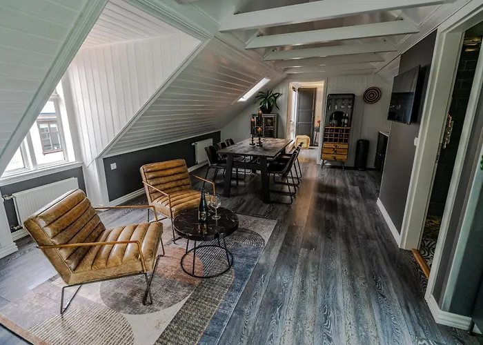 Vintage Apartment Hotel
