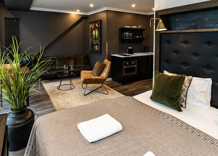 Vintage Apartment Hotel